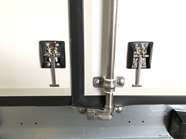 Remorque à caisse Blyss F2730HTD Kofferanhänger
