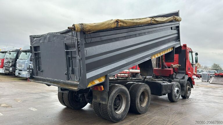 Volquete Renault Kerax 370 (LAMES / STEEL SUSP. / BIG AXLE / GRA...