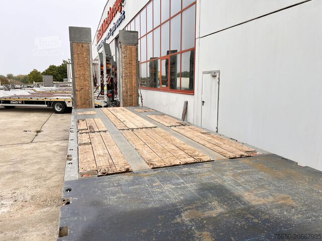 Alacsony rakodószintű pótkocsi Müller Mitteltal D3  3 Achs Tieflader 9 m, Verzinkt, Wenig Benutzt