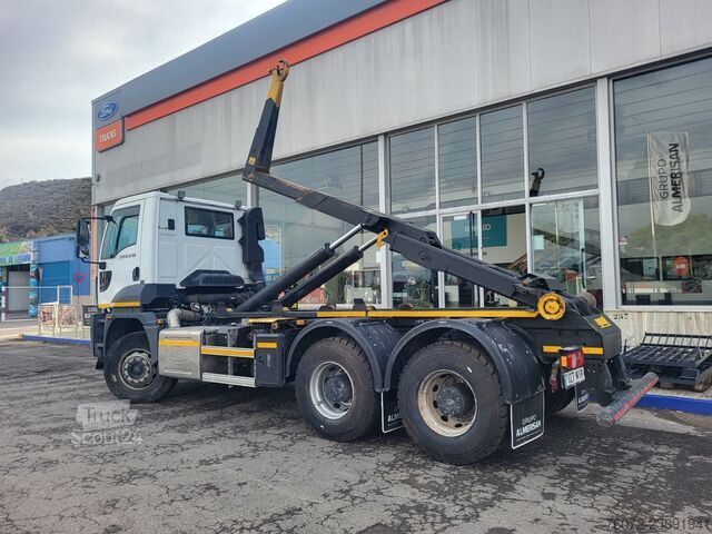  Ford Trucks 3542M Portacontenedores