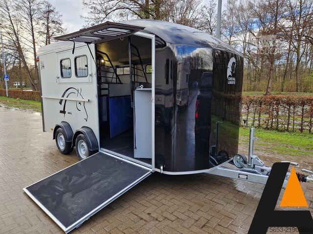 Autoprieves Cheval Liberté Maxi 4 Frontexit Ramp direkt verfügbar