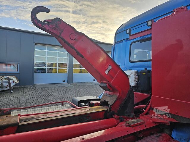 Sistema de brazo de gancho SCANIA P320 LOW ENTRY 6X2*4 HIAB