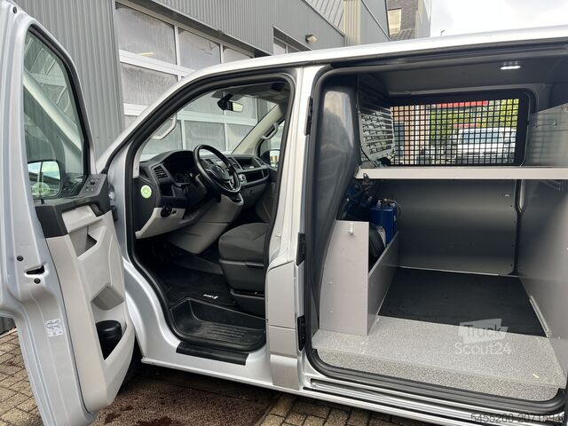 High-roof van Volkswagen Transporter 2.0 TSI L2H1 Trendline Benzine /CNG...