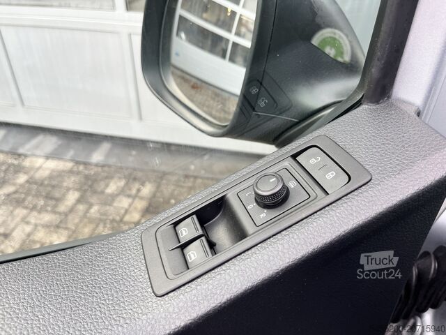 High-roof van Volkswagen Transporter 2.0 TSI L2H1 Trendline Benzine /CNG...
