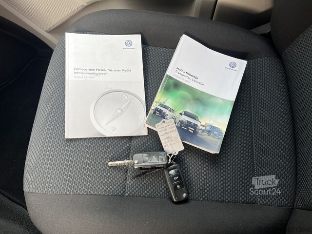 High-roof van Volkswagen Transporter 2.0 TSI L2H1 Trendline Benzine /CNG...