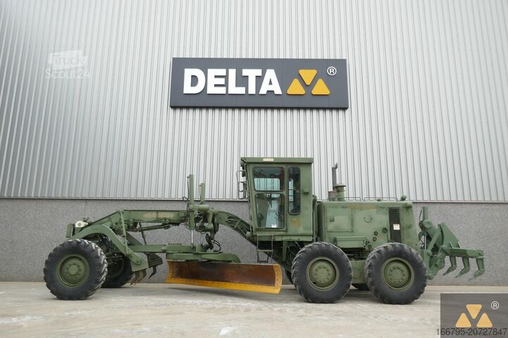 Greideris Caterpillar 130G Ex-army