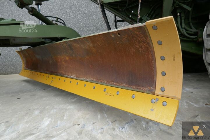 Greideris Caterpillar 130G Ex-army