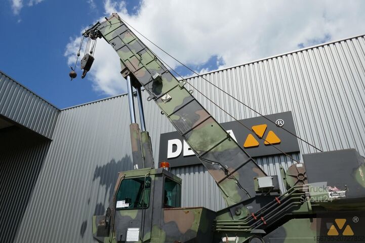 Grubi teren kran Grove RT875 Ex-army