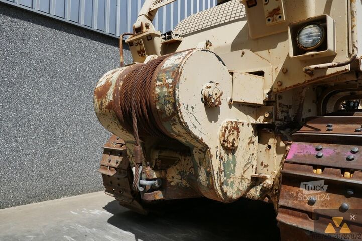 Bouteur Caterpillar D7G Ex-army