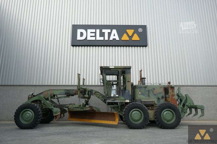 Greideris Caterpillar 130G Ex-army