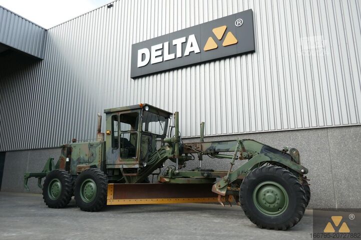 Greideris Caterpillar 130G Ex-army