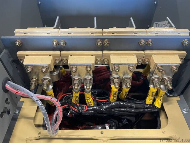 Aggregaat  DPX CJ634B - 725 kVA Alternator - DPX-33914