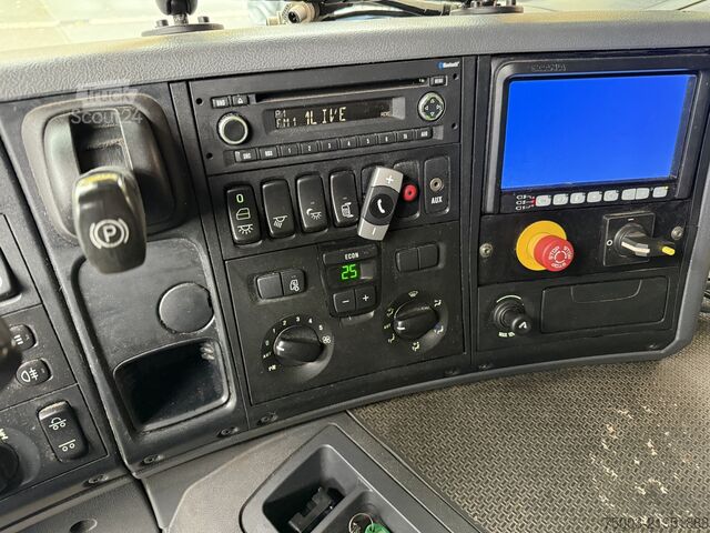 Kamyon şasisi Scania P280 6X2*4
