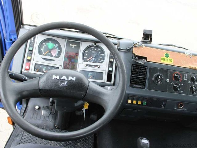 Hakowiec MAN LE 8.145 LC, EURO 3, HOOK CONTAINER, PNEU 80%