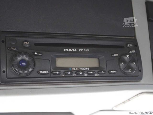 Hakowiec MAN LE 8.145 LC, EURO 3, HOOK CONTAINER, PNEU 80%