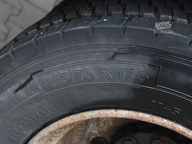 Hakowiec MAN LE 8.145 LC, EURO 3, HOOK CONTAINER, PNEU 80%