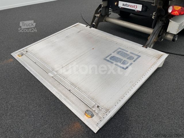 Box van VOLKSWAGEN Crafter 35 *Ladebordwand* LED+NAVI+TEMPOMAT 4606