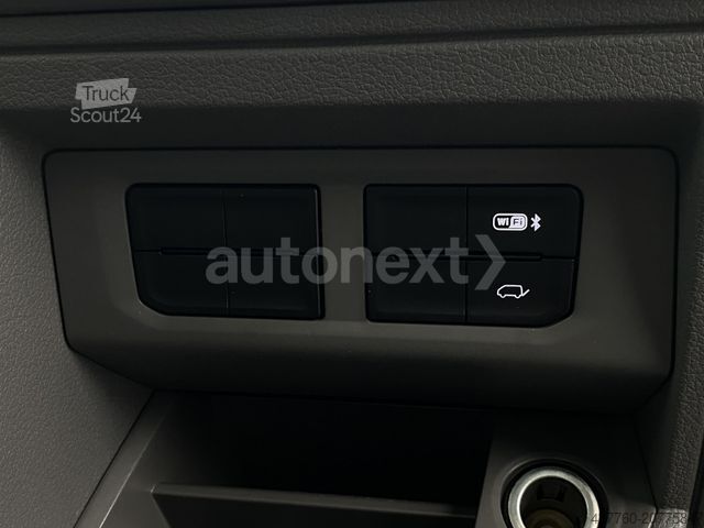 شاحنة صندوقية VOLKSWAGEN Crafter 35 *Ladebordwand* LED+NAVI+TEMPOMAT 4606