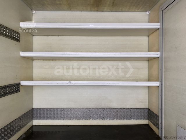 Box van VOLKSWAGEN Crafter 35 *Ladebordwand* LED+NAVI+TEMPOMAT 4606