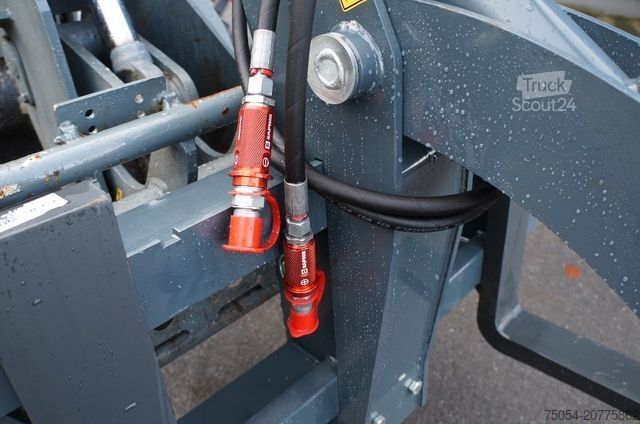 Gozdarsko vozilo SAMASZ Palettengabel mit Holzhalter