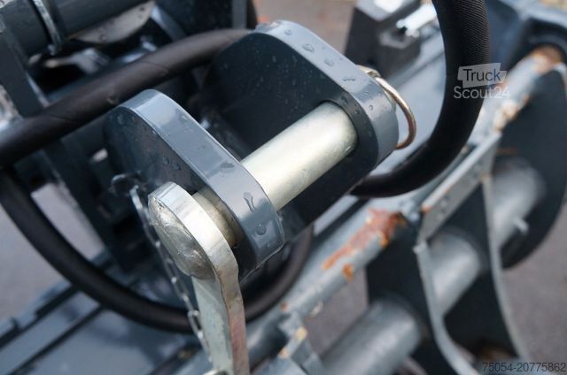 Gozdarsko vozilo SAMASZ Palettengabel mit Holzhalter