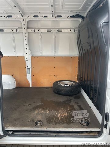 Bestelwagen met verhoogd dak OPEL Movano B Kasten/Hochraum L2H2 3,5t,77 Tkm