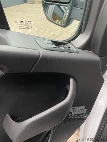 Bestelwagen met verhoogd dak OPEL Movano B Kasten/Hochraum L2H2 3,5t,77 Tkm