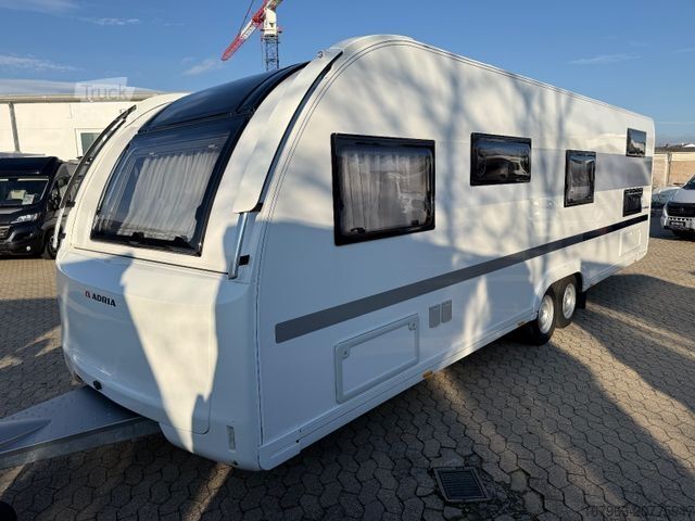 Bivalnik ADRIA 753UK Adora