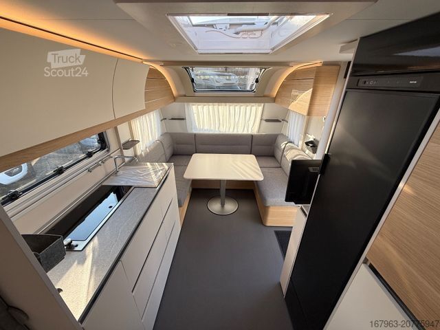 Bivalnik ADRIA 753UK Adora