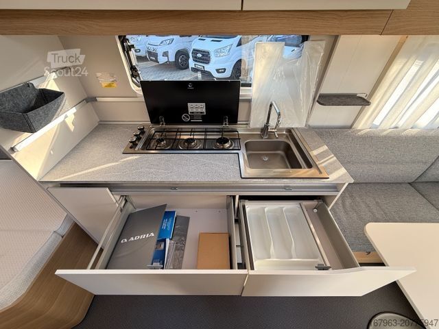 Bivalnik ADRIA 753UK Adora