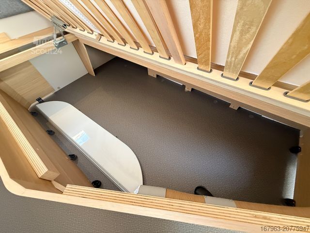 Bivalnik ADRIA 753UK Adora