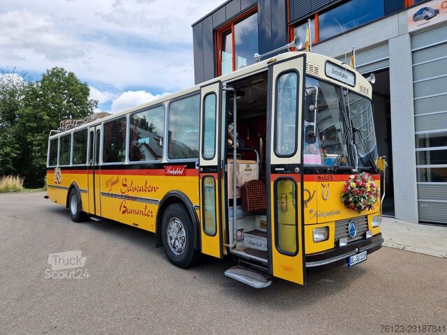 حافلة سياحية  Oldtimer Paket Saurer LC 4 und Volvo B 10 Lauber