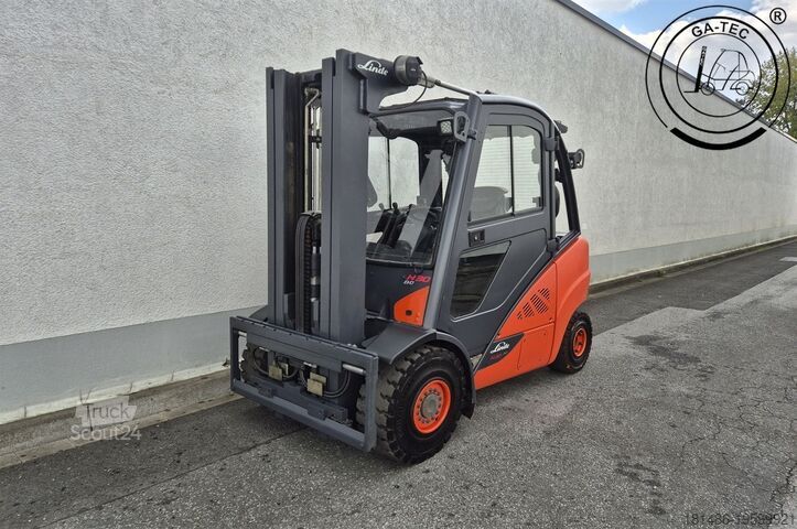 Chariot élévateur à fourche diesel Linde H30D 393-02