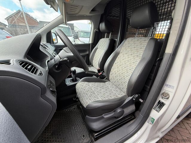 Volkswagen Caddy 1.6 TDI L1 Klimatyzacja Tempomat Serwisowany u dealera Półskórzana tapicerka VW Caddy 1.6 TDI L1 Clima Cruise Dealer Onderhoude...