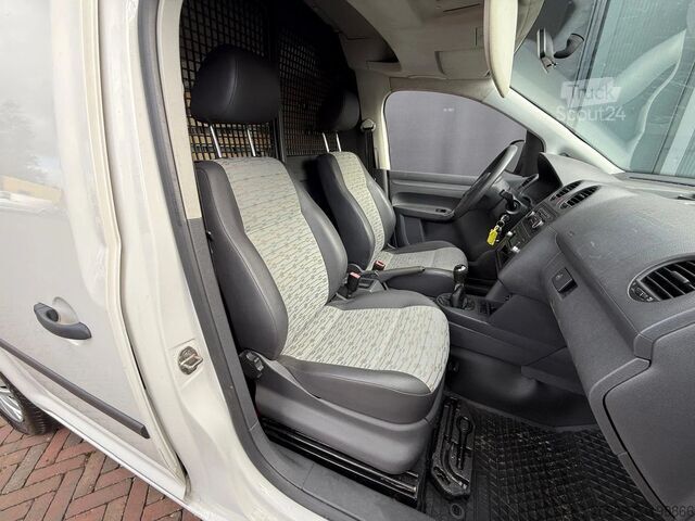Volkswagen Caddy 1.6 TDI L1 Klimatyzacja Tempomat Serwisowany u dealera Półskórzana tapicerka VW Caddy 1.6 TDI L1 Clima Cruise Dealer Onderhoude...