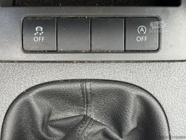 Volkswagen Caddy 1.6 TDI L1 Klimatyzacja Tempomat Serwisowany u dealera Półskórzana tapicerka VW Caddy 1.6 TDI L1 Clima Cruise Dealer Onderhoude...
