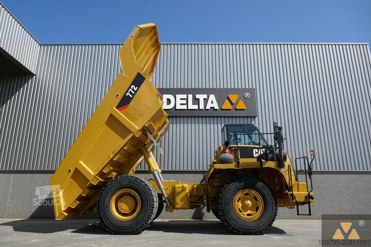 Dumper Caterpillar 772