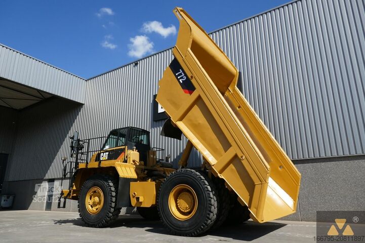 Dumper Caterpillar 772