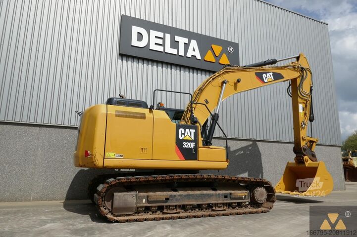 Pásové rypadlo Caterpillar 320FL