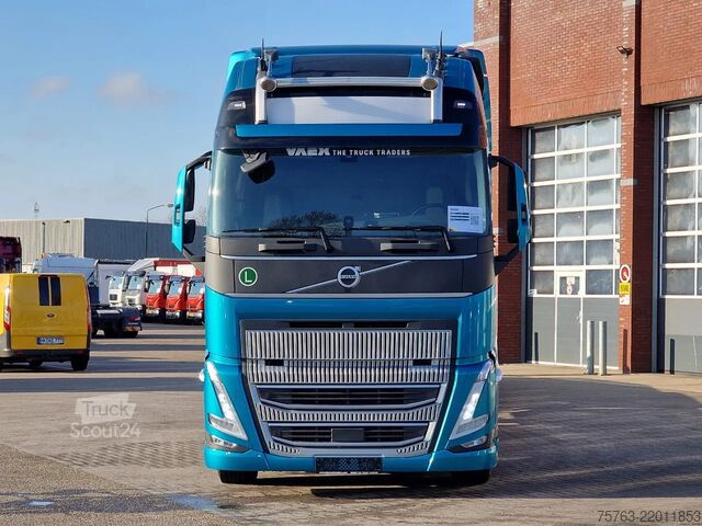 Bestelwagen autodrager Volvo FH 500 Globetrotter XL Cartransporter Blyss Mod...