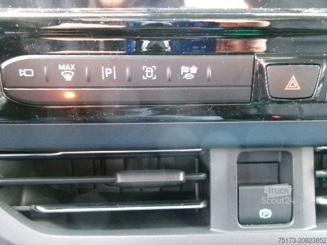 Minibus FORD Tourneo Custom Active 340L1 PHEV AHK Matrix 360K