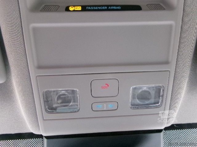 Minibus FORD Tourneo Custom Active 340L1 PHEV AHK Matrix 360K