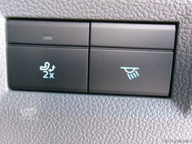 Minibus FORD Tourneo Custom Active 340L1 PHEV AHK Matrix 360K