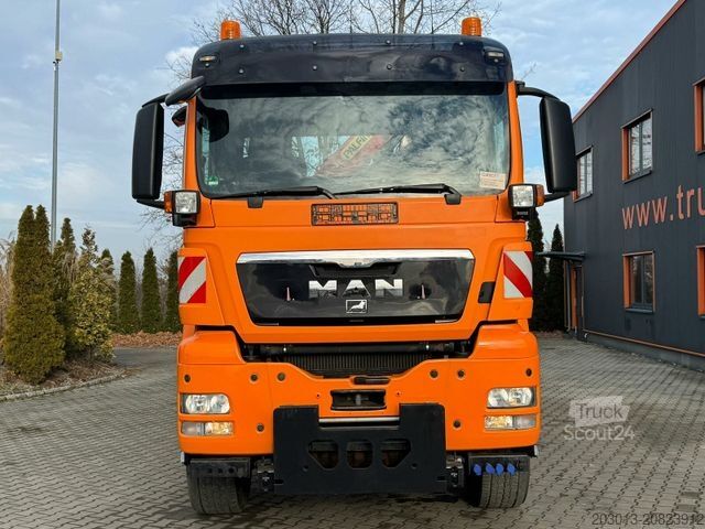 Gru montata su autocarro MAN TGS 18.360 4x4 Kipper Kran PALFINGER Winterd.