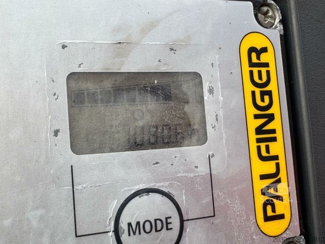 Gru montata su autocarro MAN TGS 18.360 4x4 Kipper Kran PALFINGER Winterd.