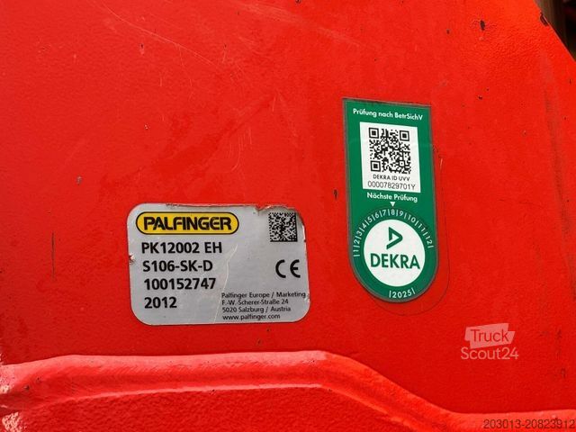 Gru montata su autocarro MAN TGS 18.360 4x4 Kipper Kran PALFINGER Winterd.