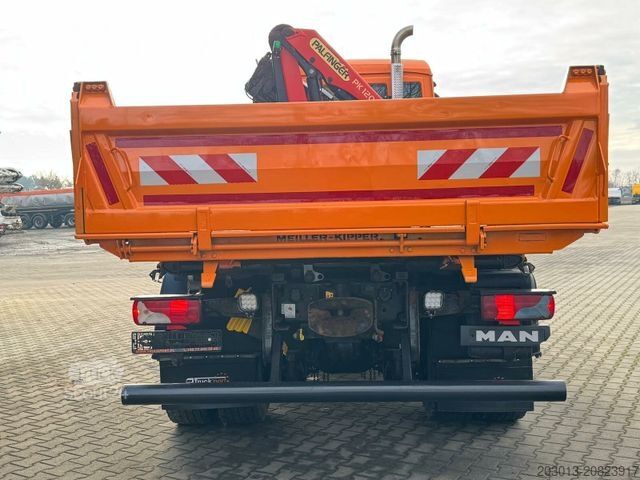 Autocarro ribaltabile MAN TGS 18.360 4x4 Kipper Kran PALFINGER Winterd.