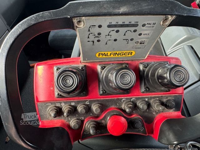 Autocarro ribaltabile MAN TGS 18.360 4x4 Kipper Kran PALFINGER Winterd.