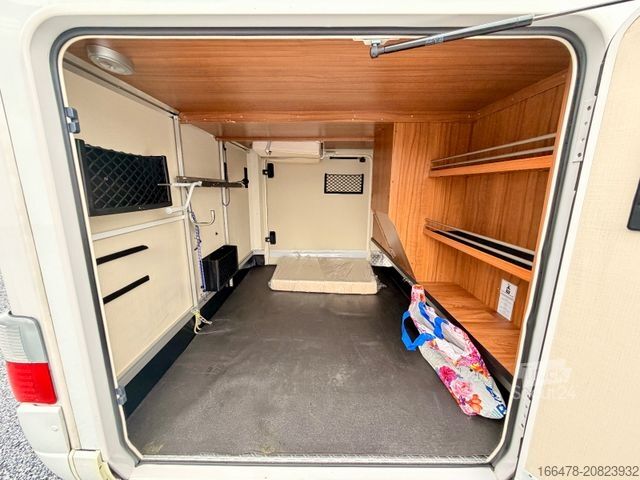 Autorulotă semi-integrată HYMER/ERIBA Tramp T 704 SL *-Solar*