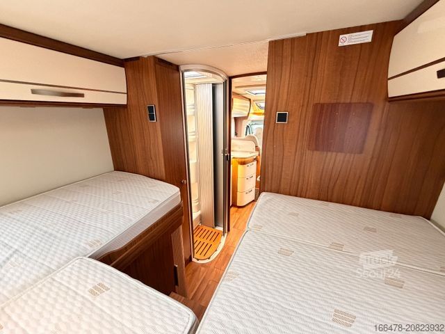 Autorulotă semi-integrată HYMER/ERIBA Tramp T 704 SL *-Solar*